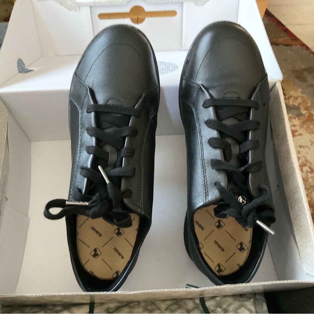 Revere leather shoe in black Size  10w